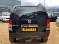 used Nissan Pathfinder 2.5 dCi Tekna 5dr Auto