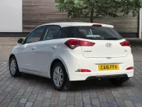 Used Hyundai i20 SE 82 HP (60 kW) 2016 White Hatchback