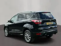 Usado Ford Kuga Vignale 120 HP (88 kW) 2019 Preto SUV
