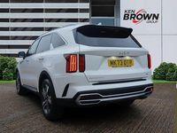 Used Kia Sorento Vision 190 HP (139 kW) 2024 White SUV