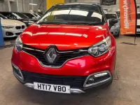 Used Renault Captur Signature 110 HP (80 kW) 2017 Red/black SUV