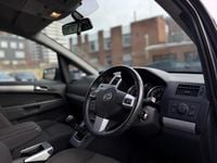 Used Vauxhall Zafira SRi 140 HP (102 kW) 2010 Blue MPV