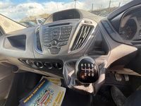 Usado Ford Transit Custom Trend 130 HP (95 kW) 2017 Branco Van