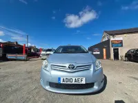 Used Toyota Auris 2010 Blue Hatchback