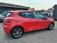 Used Renault Clio IV Dynamique 90 HP (66 kW) 2015 Red Hatchback
