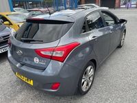 used Hyundai i30 1.6 SE PANORAMA 5d 118 BHP