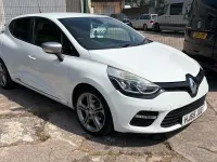 Used Renault Clio Dynamique 90 HP (66 kW) 2015 White Hatchback