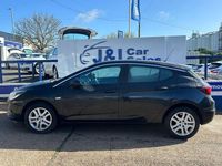 Second-hand Vauxhall Astra Design Edition 100 CP (73 kW) 2016 Negru Hatchback