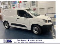 Used Peugeot Partner 75 HP (55 kW) 2019 White MPV