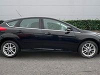 Used Ford Focus Zetec 125 HP (91 kW) 2015 Black Hatchback