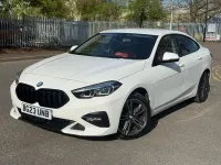 Usado BMW 218 Sport Line 150 CV (110 kW) 2023 Blanco Coupe