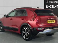 Used Kia Niro 2025 Red SUV