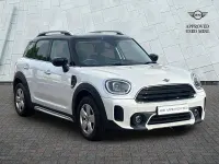 Usado Mini Cooper Countryman Classic 134 CV (98 kW) 2023 Blanco SUV