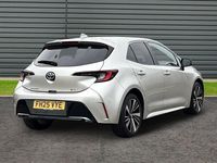 Used Toyota Corolla Design 140 HP (102 kW) 2025 Silver Hatchback