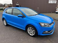 Begagnad VW Polo SE 60 HK (44 kW) 2015 Blå Halvkombi