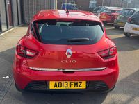 Used Renault Clio IV Dynamique 75 HP (55 kW) 2013 Red Hatchback