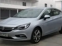 Usado Vauxhall Astra SRi 150 HP (110 kW) 2019 Citadino