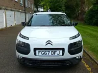 Usado Citroën C4 Cactus Flair 82 HP (60 kW) 2017 Branco Citadino