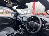 New Isuzu D-Max 163 HP (119 kW) 2025 Orange Pickup