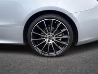 Usado Mercedes E300 AMG line 258 HP (189 kW) 2022 Prateado Coupé