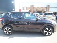 Used Nissan Qashqai N-Vision 115 HP (84 kW) 2017 Black SUV