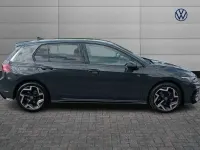 Second-hand VW Golf VIII 150 CP (110 kW) 2025