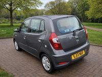 Used Hyundai i10 Active 85 HP (62 kW) 2013 Grey Hatchback
