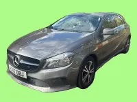 Usado Mercedes A160 Executive 102 HP (75 kW) 2017 Cinzento Citadino