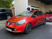 Used Renault Clio Dynamique 75 HP (55 kW) 2015 Red Hatchback