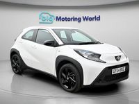Used Toyota Aygo X PURE 72 HP (52 kW) 2024 White SUV