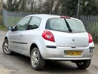 Used Renault Clio II Dynamique 2006 Silver Hatchback