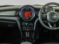 Used Mini Cooper Classic 134 HP (98 kW) 2020 White Hatchback