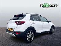 Used Kia Stonic 117 HP (86 kW) 2022 White SUV