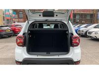 Second-hand Dacia Duster Comfort 91 CP (66 kW) 2022 Alb SUV