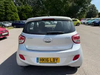 Used Hyundai i10 SE 66 HP (48 kW) 2016 Silver Hatchback