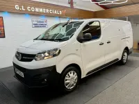 Used Vauxhall Vivaro S 100 HP (73 kW) 2022 White MPV
