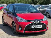 Used Toyota Yaris Design 99 HP (72 kW) 2016 Red/black Hatchback