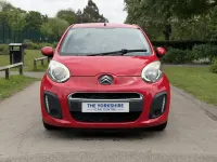 Usado Citroën C1 VTR Sport 68 CV (50 kW) 2012 Rojo Utilitario
