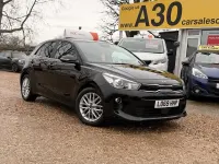 Begagnad Kia Rio 99 HK (72 kW) 2019 Svart Halvkombi