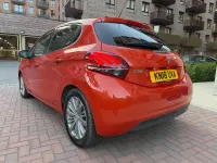Used Peugeot 208 Allure 2018 Orange Hatchback