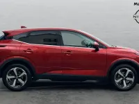 Used Nissan Qashqai N-Connecta 158 HP (116 kW) 2023 Red SUV