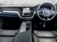 Used Volvo XC60 R-Design 197 HP (144 kW) 2022 Blue SUV