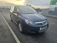 Used Vauxhall Zafira Design Edition 115 HP (84 kW) 2012 Blue MPV