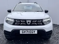 Begagnad Dacia Duster Essentiel 90 HK (66 kW) 2021 Vit SUV