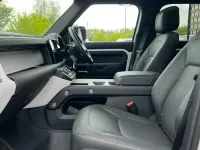 Usado Land Rover Defender HSE Dynamic 249 HP (183 kW) 2025 Branco SUV