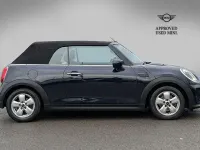 Begagnad Mini Cooper Cabriolet Classic 2022 Svart Cab