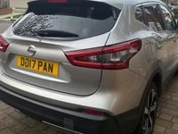 Used Nissan Qashqai Tekna 116 HP (85 kW) 2017 Silver SUV