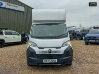 Usado Citroën Relay 140 HP (102 kW) 2025 Branco Van