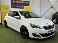 Used Peugeot 308 Allure 120 HP (88 kW) 2015 White Hatchback