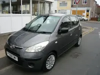 Usado Hyundai i10 Classic 78 HP (57 kW) 2010 Cinzento Citadino